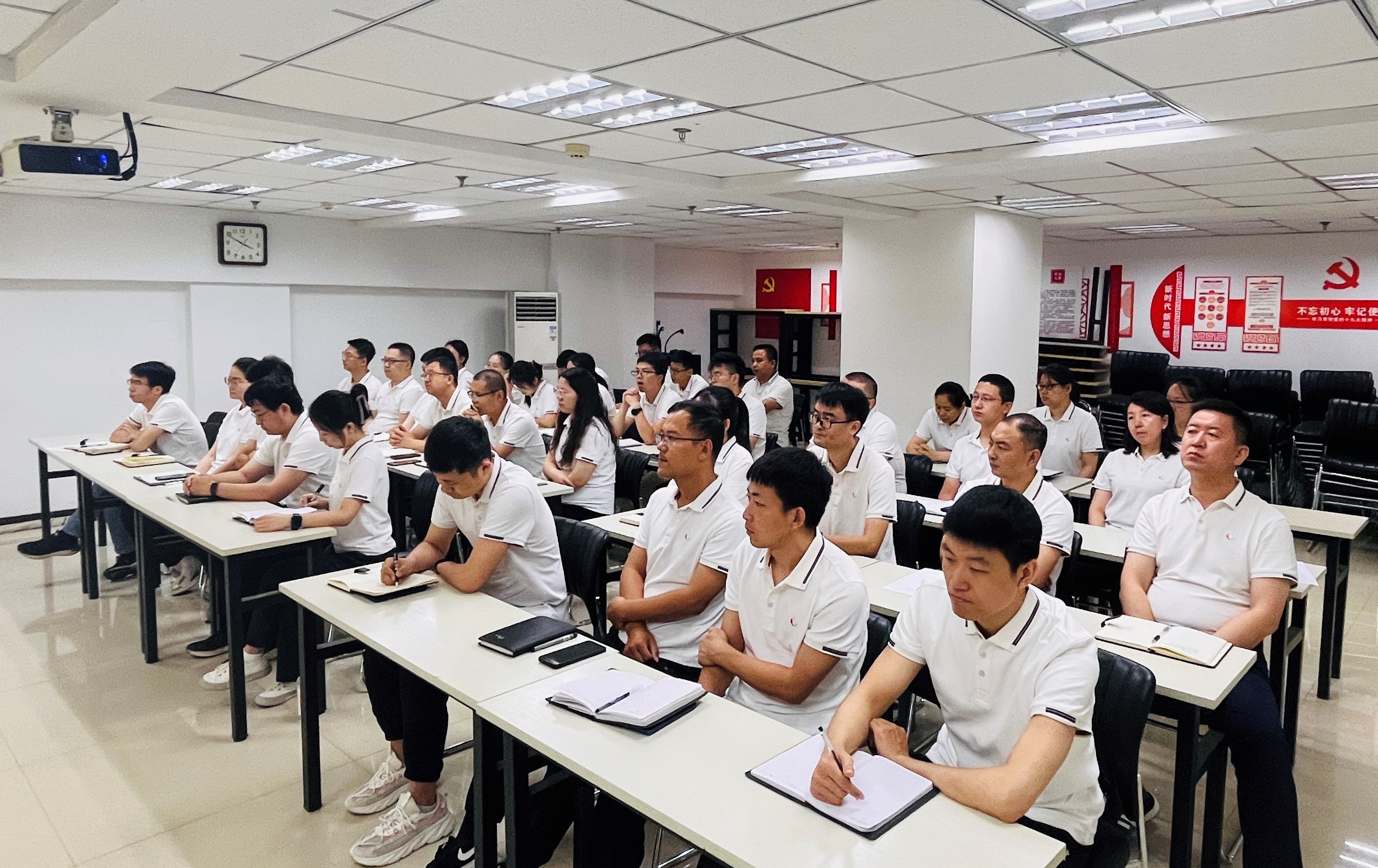 “傳承紅色基因 擔(dān)當(dāng)時(shí)代使命”-學(xué)條例，守黨紀(jì)(2024.7.1)